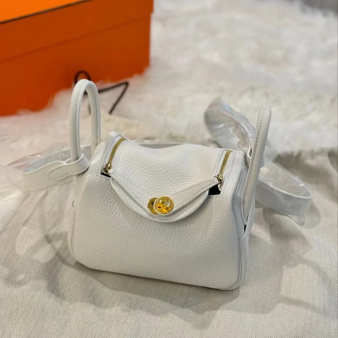 95新 Hermes/爱马仕 青奢荟/Lindy迷你新白色金扣斜挎包B刻/53115