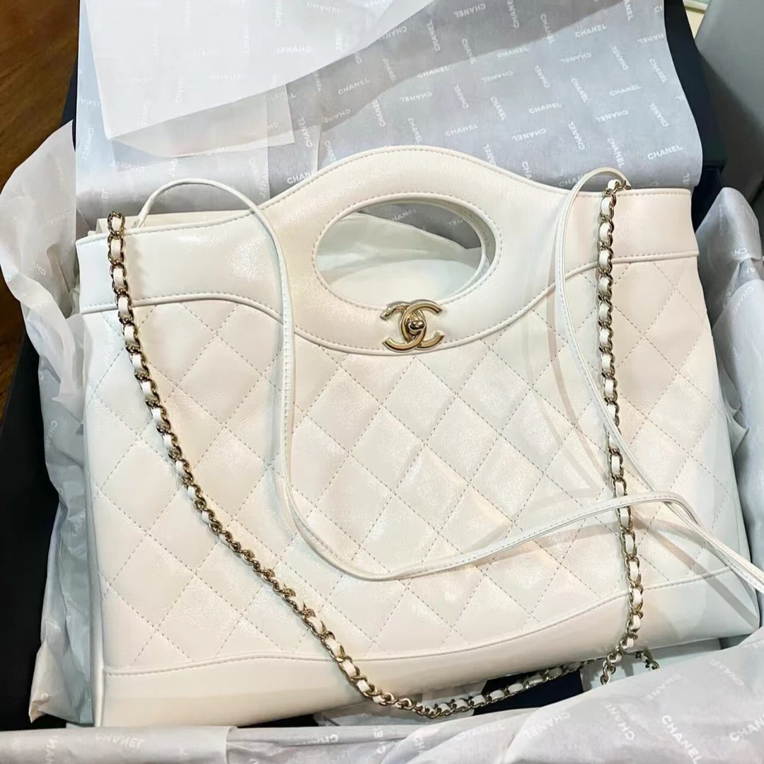 99新 Chanel/香奈儿 青奢荟/白色31bag中号斜挎包/44655