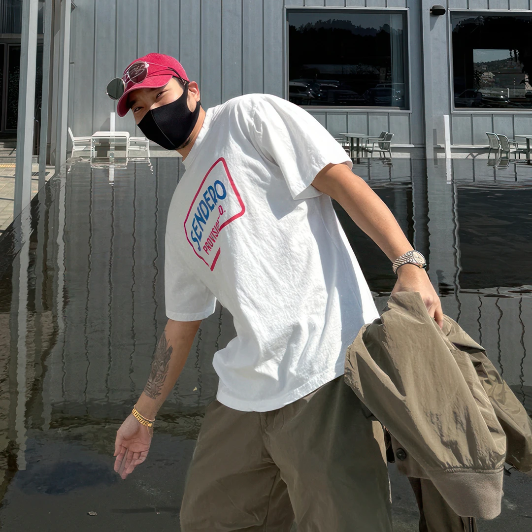 白色男士短袖T恤夏季东大新款时髦减龄潮流英文印花宽松体恤上衣