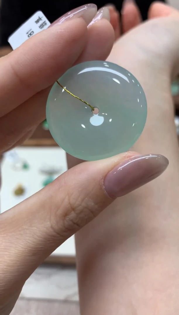 【闪购商品】翡翠吊坠(不含链)未镶嵌平安扣