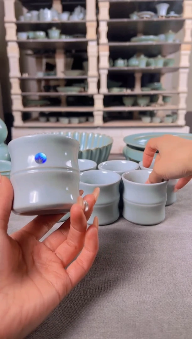 【闪购商品】瓷杯仿古月白半手竹节杯大瑕80