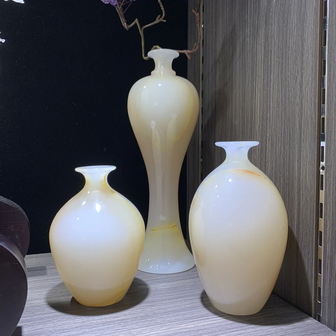 三件套花瓶：艺术瑰宝，尽显优雅