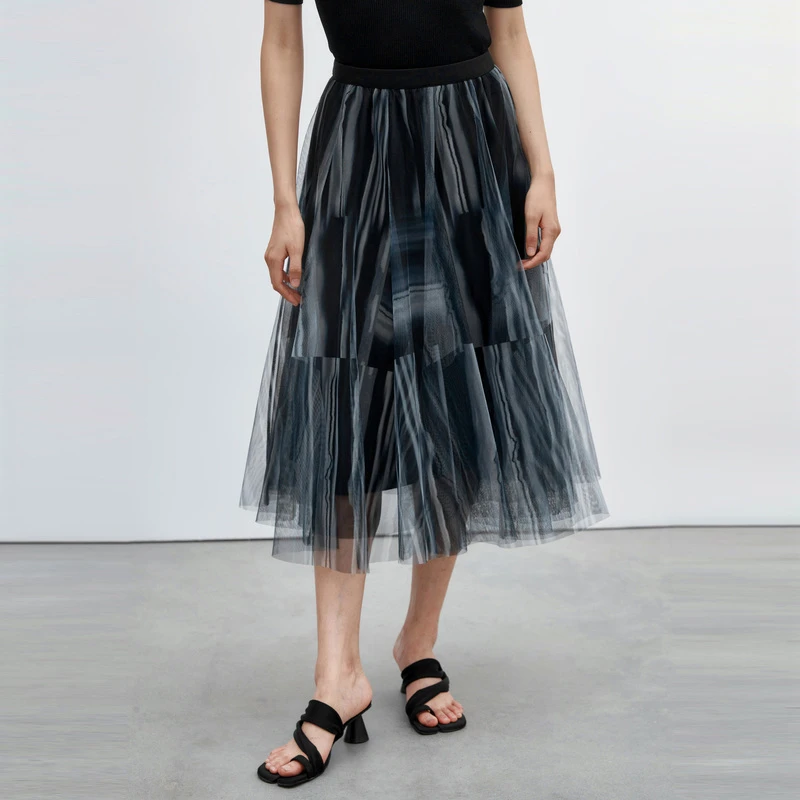 sdeer圣迪奥时尚个性气质简约通勤拼接网纱长款半身裙S222Z1147