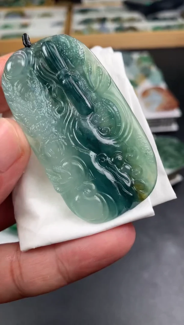 【闪购商品】定制翡翠未镶嵌翡翠