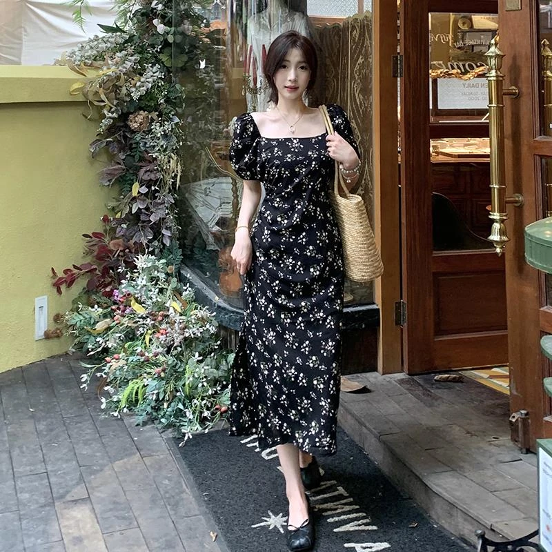 大码短袖连衣裙女夏季收腰显瘦包臀长裙胖MM法式方领碎花开叉裙子