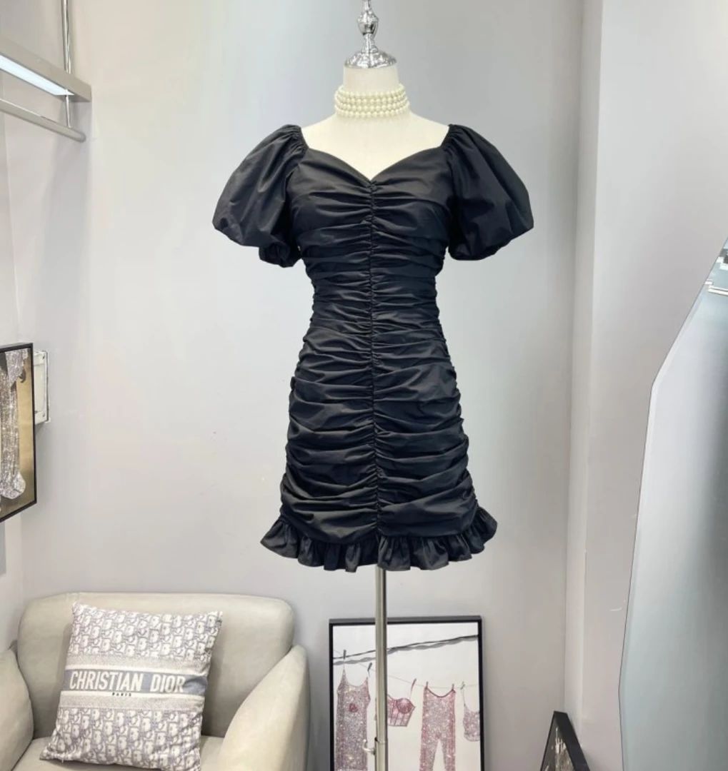 设计感小众炸街纯欲V领泡泡袖褶皱包臀收腰显瘦黑色鱼尾连衣裙