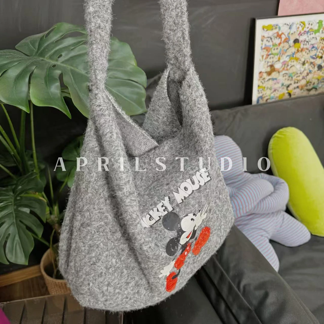 Apr.韩版印花毛呢单肩斜挎托特包绒绒手提包女大容量百搭秋冬针织