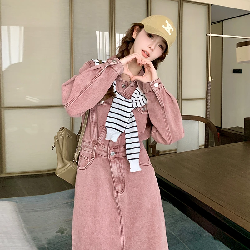 时尚披肩粉色牛仔长袖秋季洋气连衣裙女2024新款韩版休闲衬衫裙