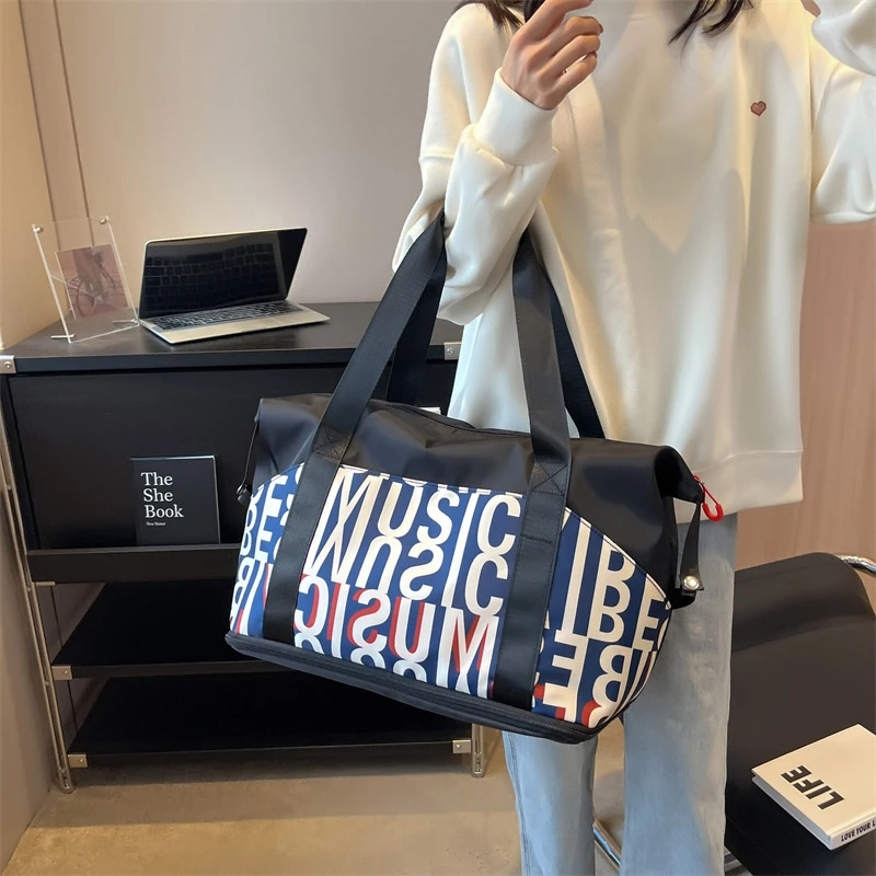 旅行包大容量短途登机出差训练瑜伽健身包便携学生住宿收纳行李包