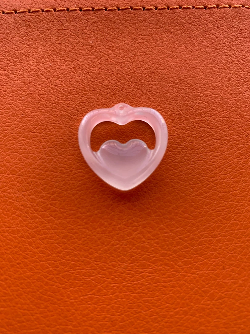 天然玉石玛瑙玉髓时尚气质精致精美冰透爱心裸石吊坠女款素款