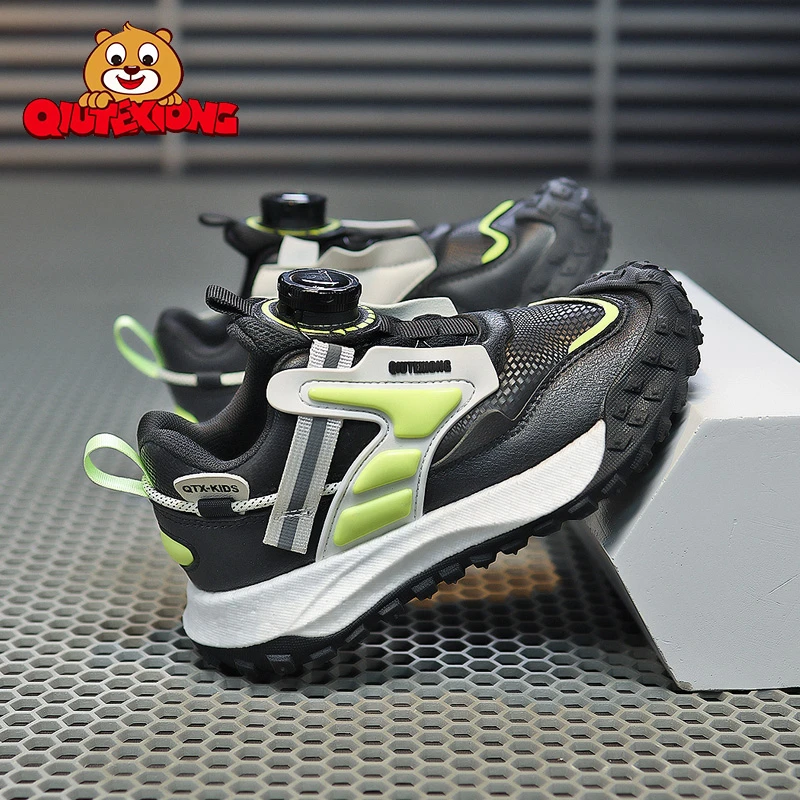 丘特熊童鞋时尚百搭运动鞋男女童秋季耐磨休闲鞋学生舒适皮面潮鞋