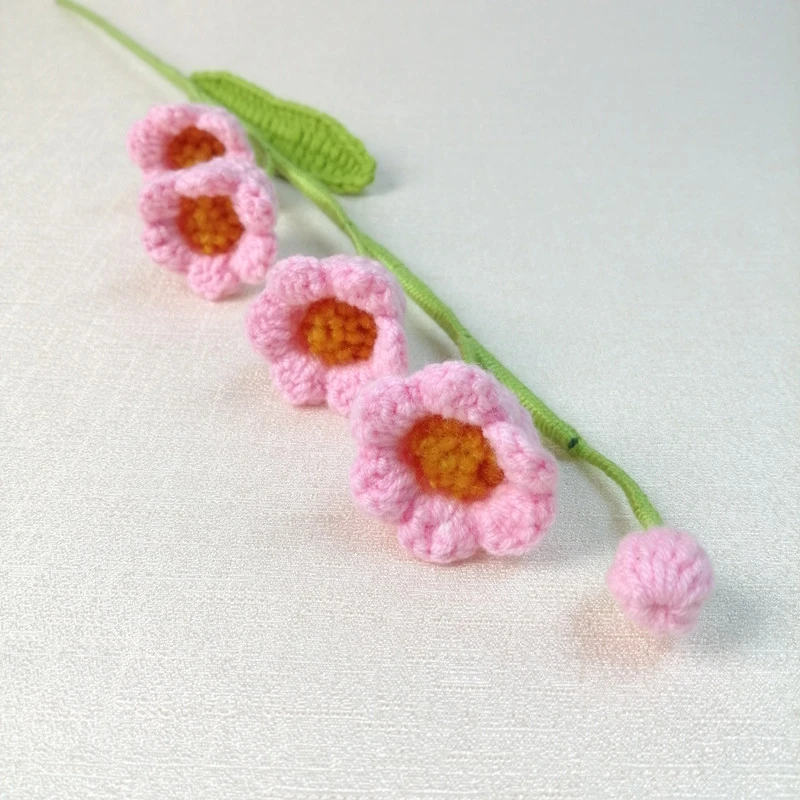 铃兰花仿真花束摆件客厅假花朵摆设高级感卧室装饰纯手工毛线钩织