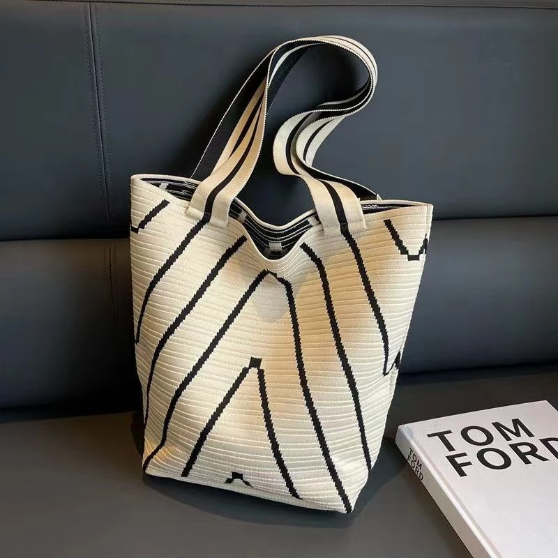 包包针织单肩2024托特新款包女大容量手提通勤购物袋水桶百搭