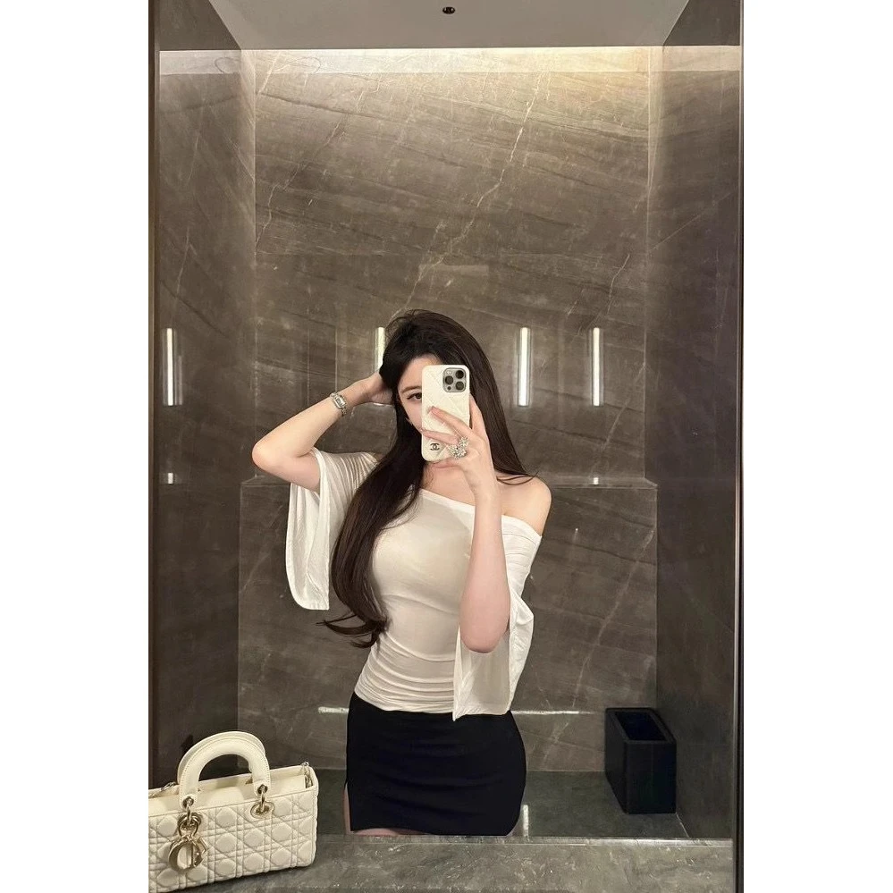 美神降临~韩女修身荡领喇叭袖T恤女紧身显瘦设计感别致百搭小上衣