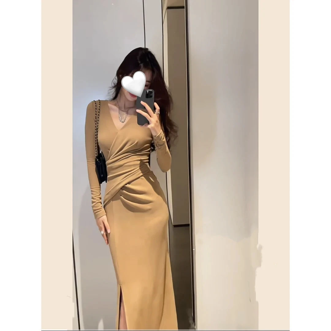 新款秋款气质设计感V领连衣裙不规则长袖收腰长裙