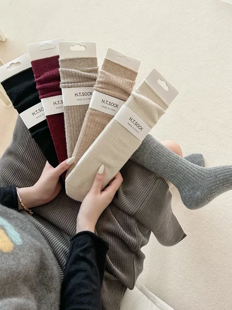 冬季保暖绵羊毛堆堆袜女中筒袜百搭纯色ins-韩版安哥拉红竖条长袜