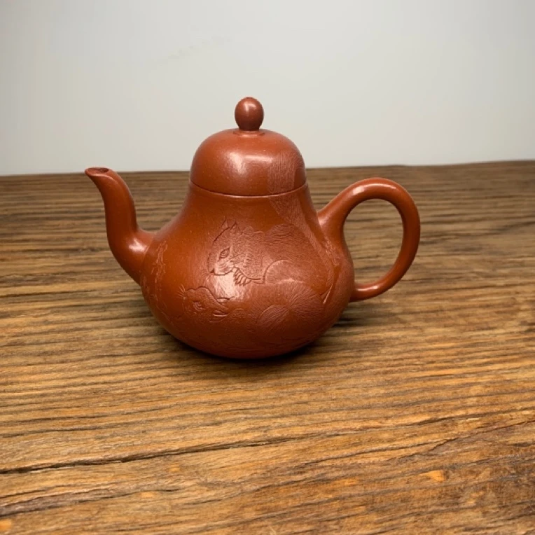 宜兴紫砂壶全手工制作小煤窑朱泥150毫升刻绘思婷紫砂茶壶