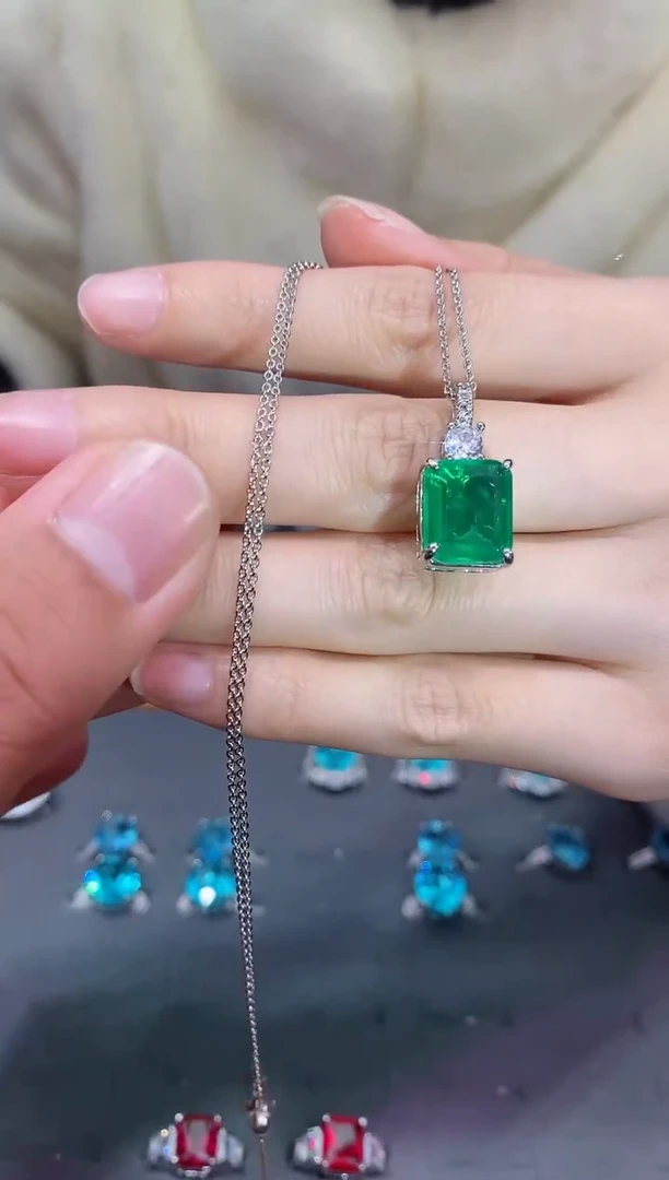 【闪购商品】祖母绿颈饰银S925镶嵌098