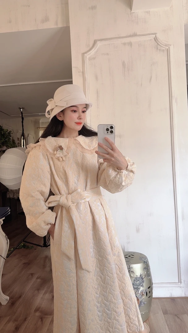 安霓王妃【风花雪月】原创私服温柔花朵仙气娃娃领夹棉棉袄裙连衣裙