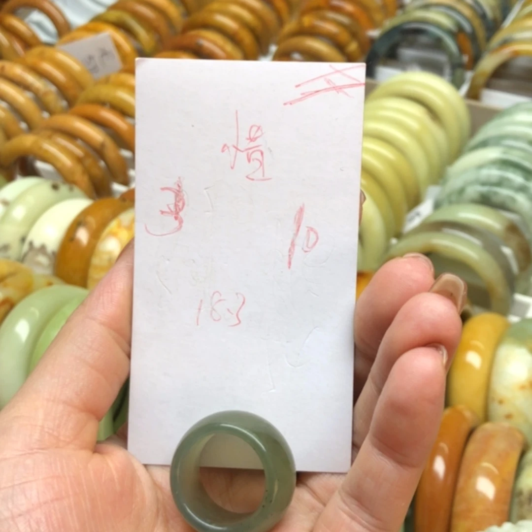 【闪购商品】蛇纹石玉手镯未镶嵌?***?