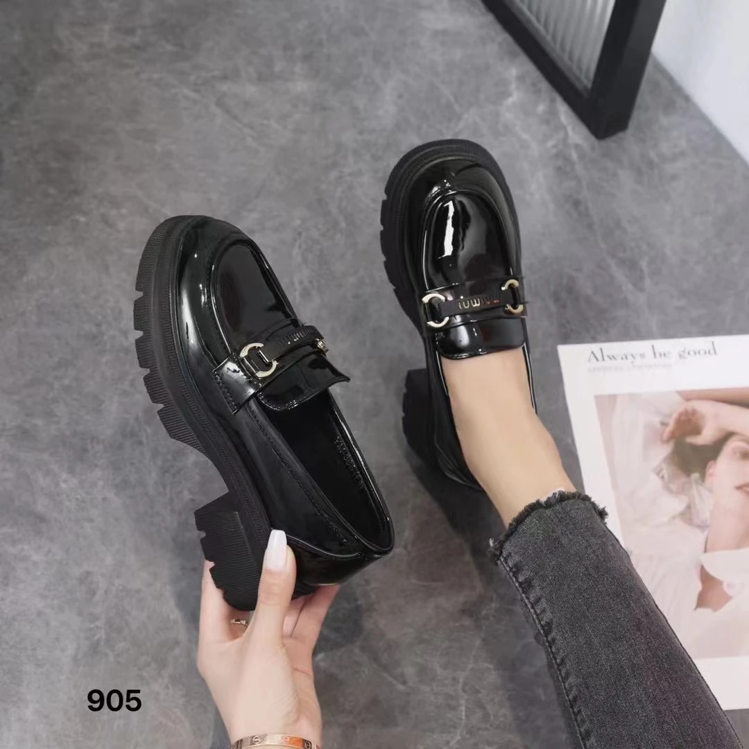 爆款皮女士厚底粗跟乐福鞋金属扣小皮鞋防滑百搭