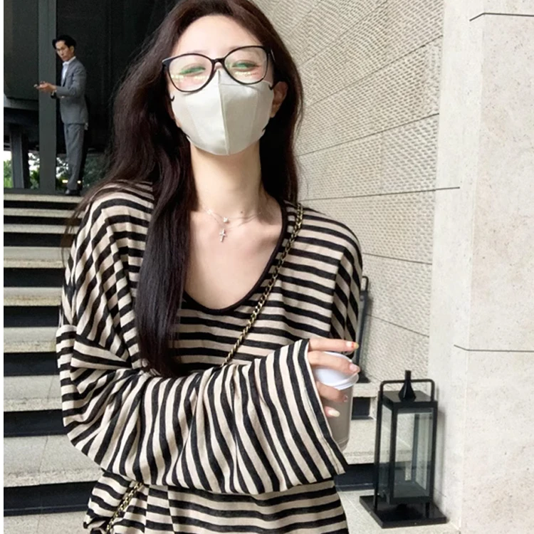 美式拼色条纹长袖t恤薄款外搭防晒罩衫女夏季2025新款宽松u领上衣