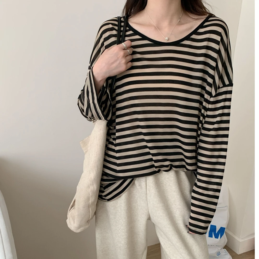 条纹防晒罩衫女夏季2025新款薄款冰丝长袖t恤宽松空调衫春秋上衣