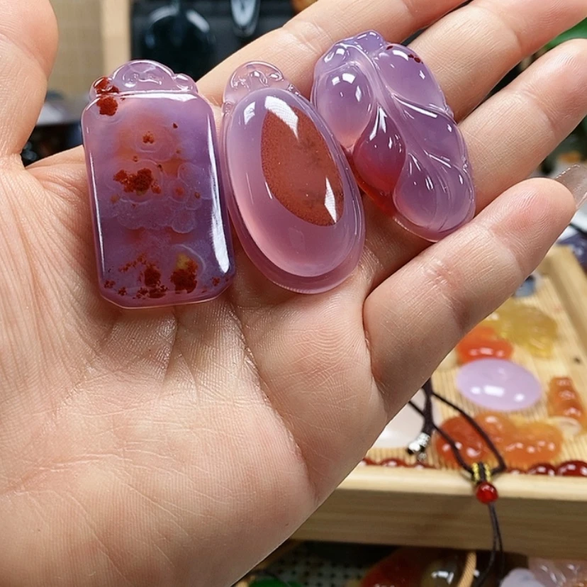 【闪购商品】玛瑙/玉髓颈饰未镶嵌金**姐