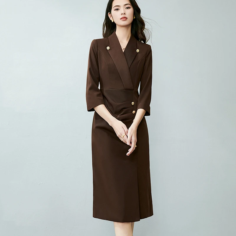 晚白雅丹风翻驳领收腰显瘦通勤包臀西装连衣裙24073123