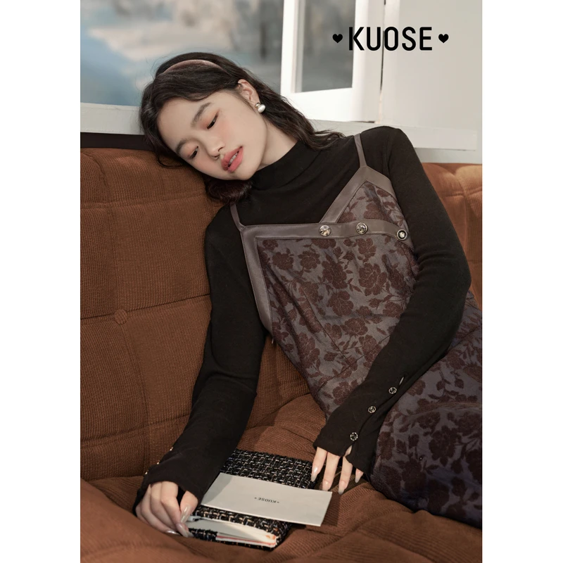 阔色v领碎花吊带连衣裙女2024秋冬新款小个子长裙子KSB2410006