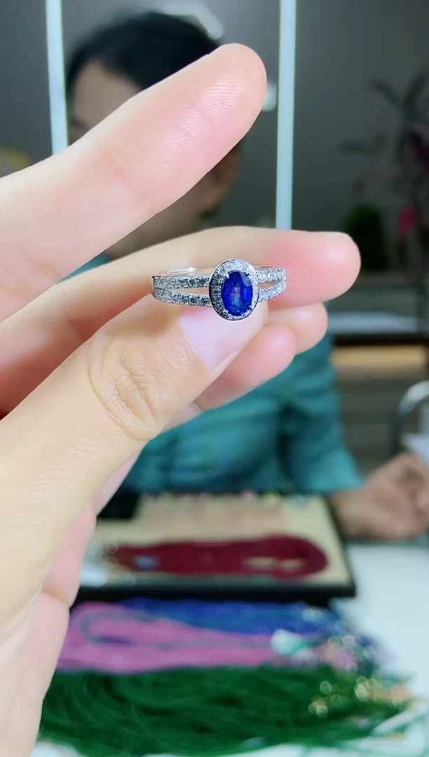 【闪购商品】蓝宝石手饰银S925镶嵌蓝宝石