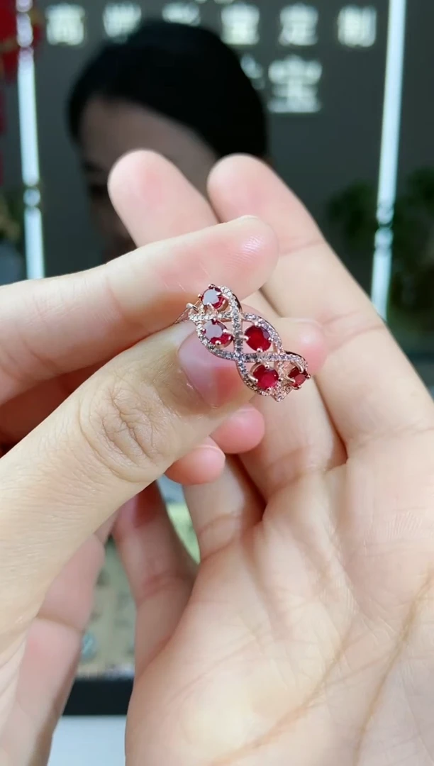 【闪购商品】红宝石手饰银S925镶嵌手饰