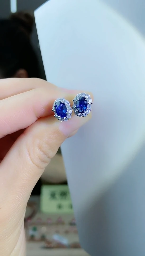 【闪购商品】蓝宝石耳饰银S925镶嵌蓝宝石