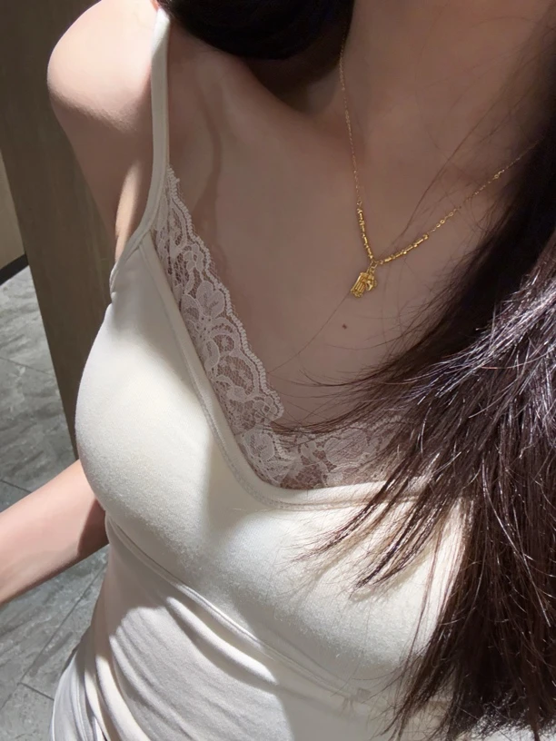 纯欲氛围拉满磨毛蕾丝美背背心自带胸垫防走光内搭聚拢