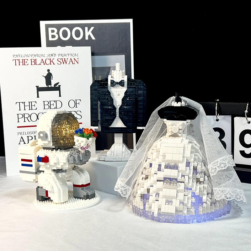 求婚宇航员婚纱积木DIY益智拼装女孩系列玩具送情侣闺蜜节日礼物