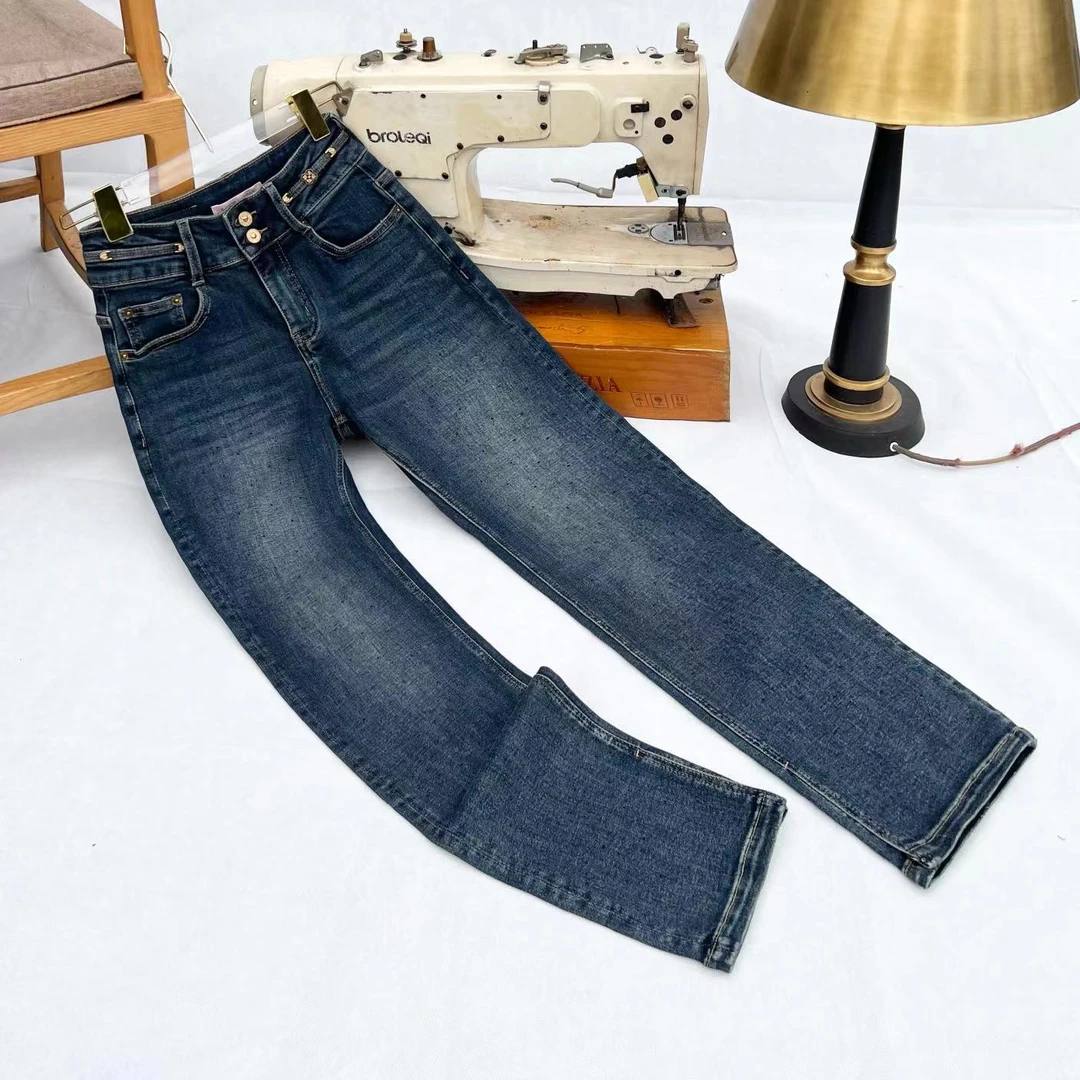 【清货】筷子裤小直筒牛仔裤加长版烟管品重工镶钻高弹中腰长裤6922