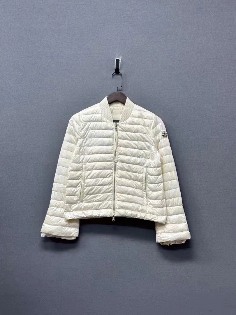 99新/Moncler白色羽绒服/0/6507444