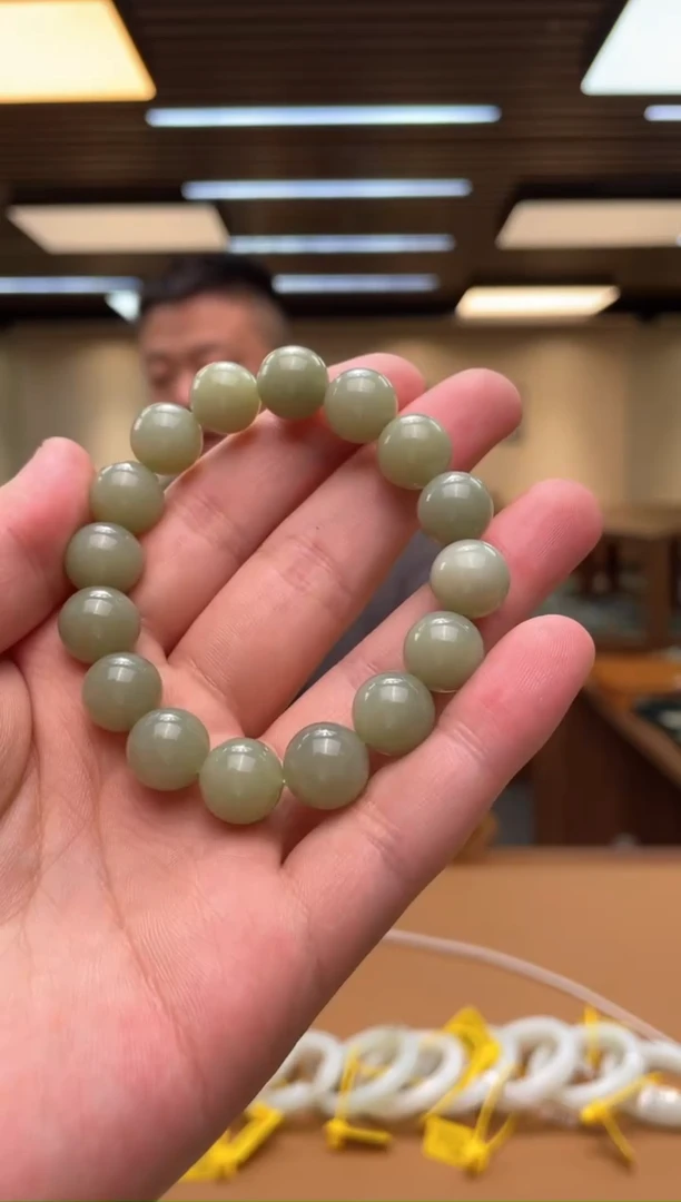 【闪购商品】和田玉手串未镶嵌12