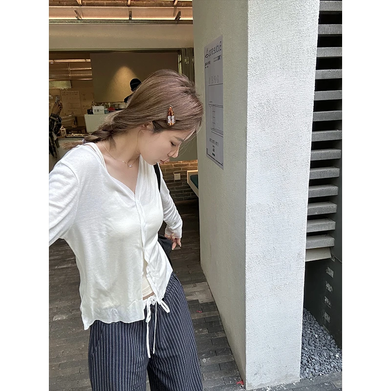 D YANGJUN2024夏秋新款防晒衫女V领宽松薄款纯色百搭防晒上衣外套