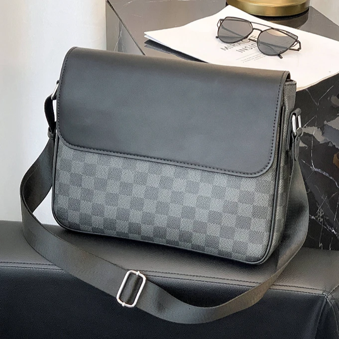 FILLOVE复古商务通勤时尚磁扣闭合 PVC单肩斜挎包男通勤单肩包