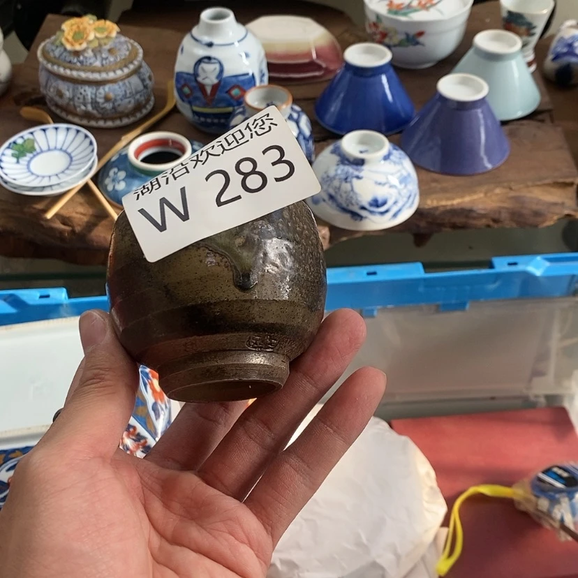 【闪购商品】陶瓷碗在*