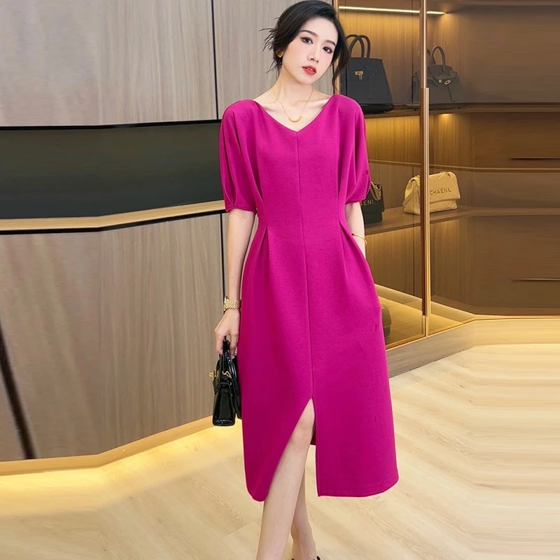 欧货2025高级感v领连衣裙女收腰显瘦设计感气质减龄麻感收腰开叉