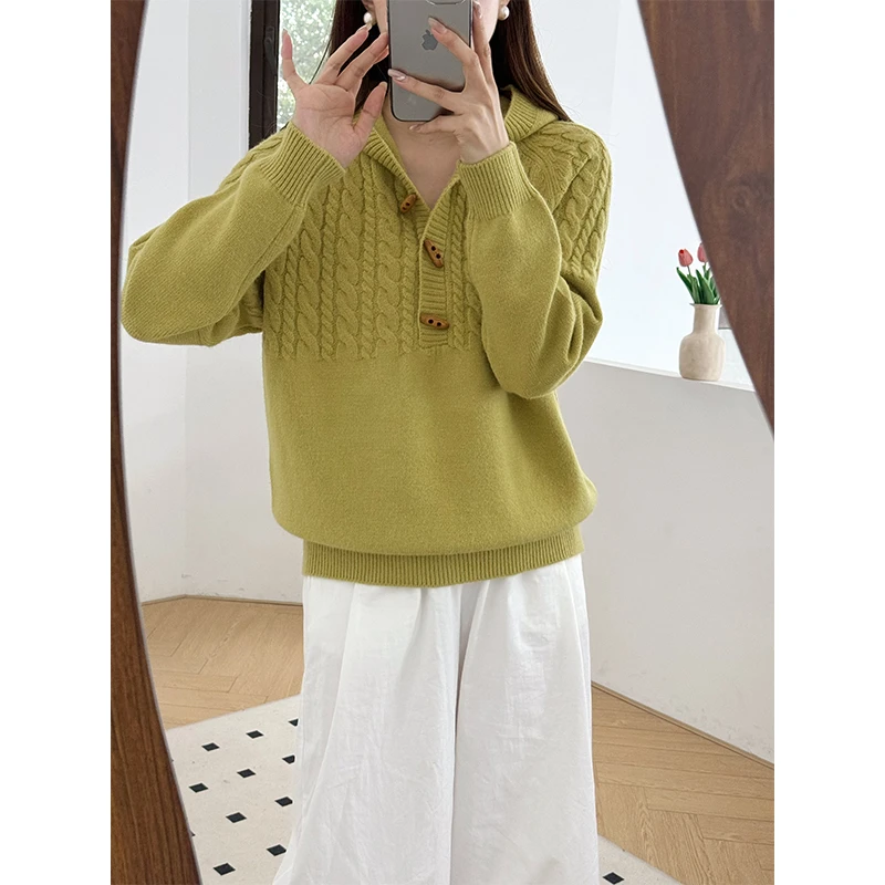 牛角扣连帽麻花编织毛衣秋冬新款套头连帽针织衫