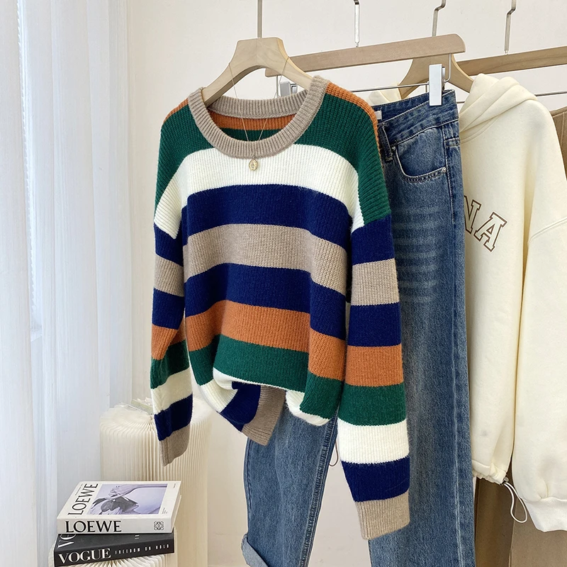 新款简约圆领撞色条纹针织套头毛衣女