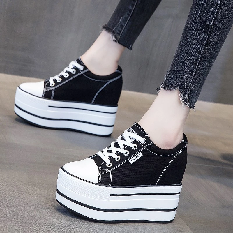 内增高11cm厚底帆布鞋女2024春季新款百搭松糕超高跟鞋板鞋