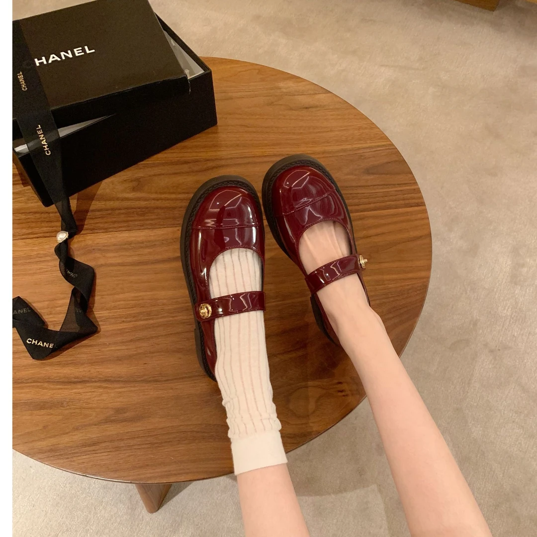 【sheii苏茵茵】奥汀庄园小香风圆头扣带浅口女玛丽珍鞋E4201163