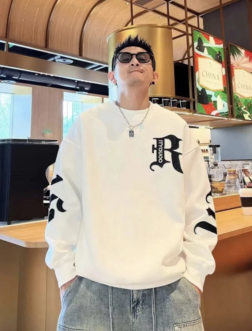 2025秋季新款韩版男士宽松圆领套头卫衣多巴胺配色百搭长袖上衣男