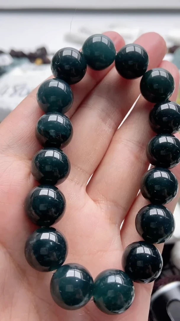 【闪购商品】翡翠颈饰未镶嵌888888888888