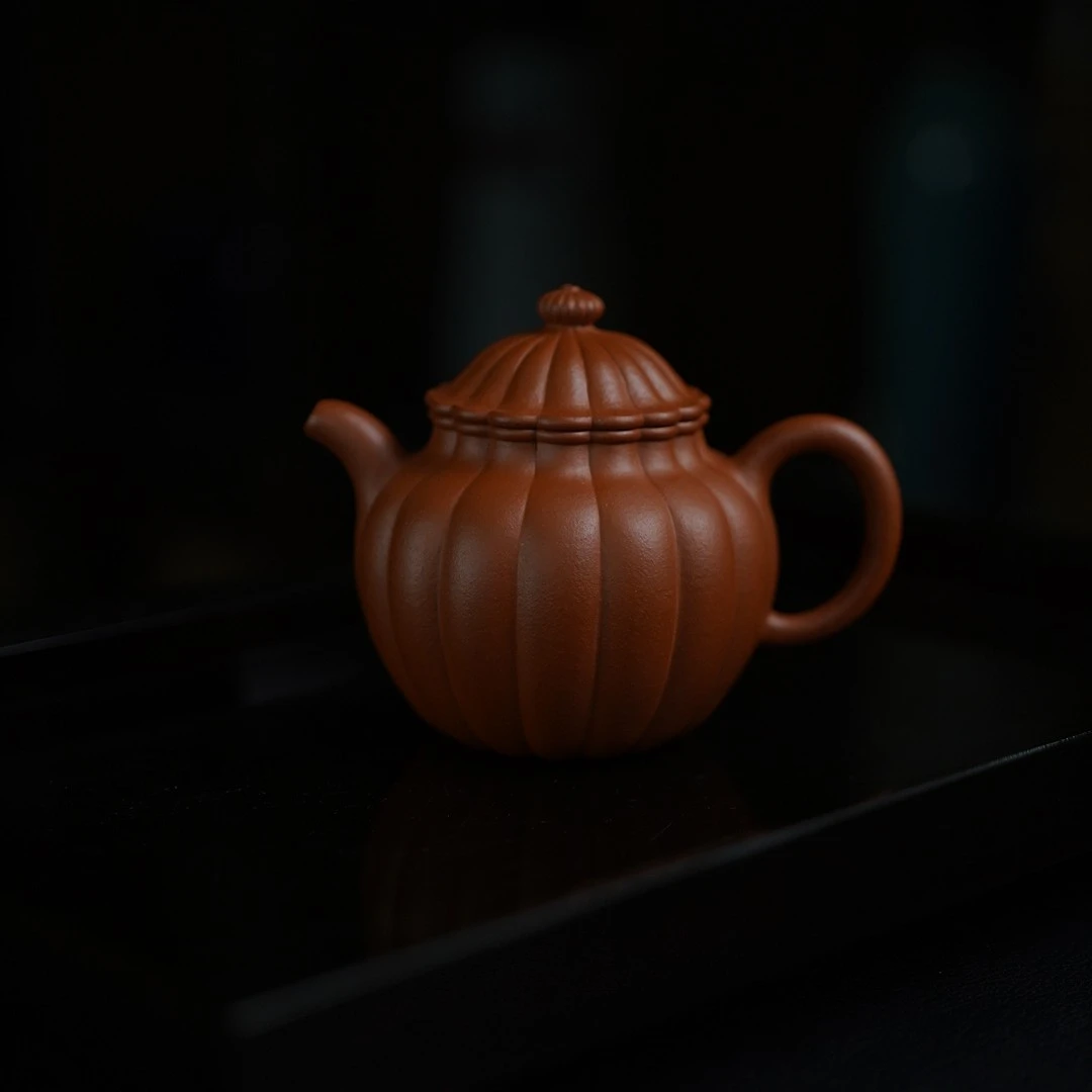 無間堂 | 菊瓣壶  朱晓东之子 朱寒涛全手工 朱砂 内推孔 170CC