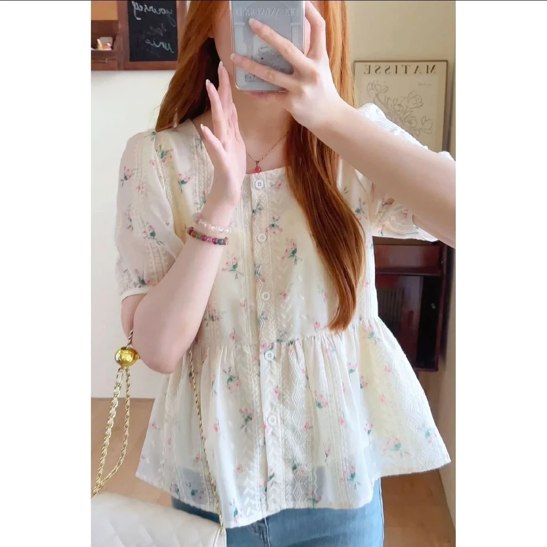 法式甜美碎花衬衫方领2024刺绣夏季时尚小衫新款娃娃短袖显瘦上衣